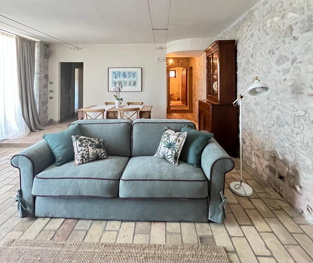 Le Mansarine Charme B&B Castellaro  外观 照片