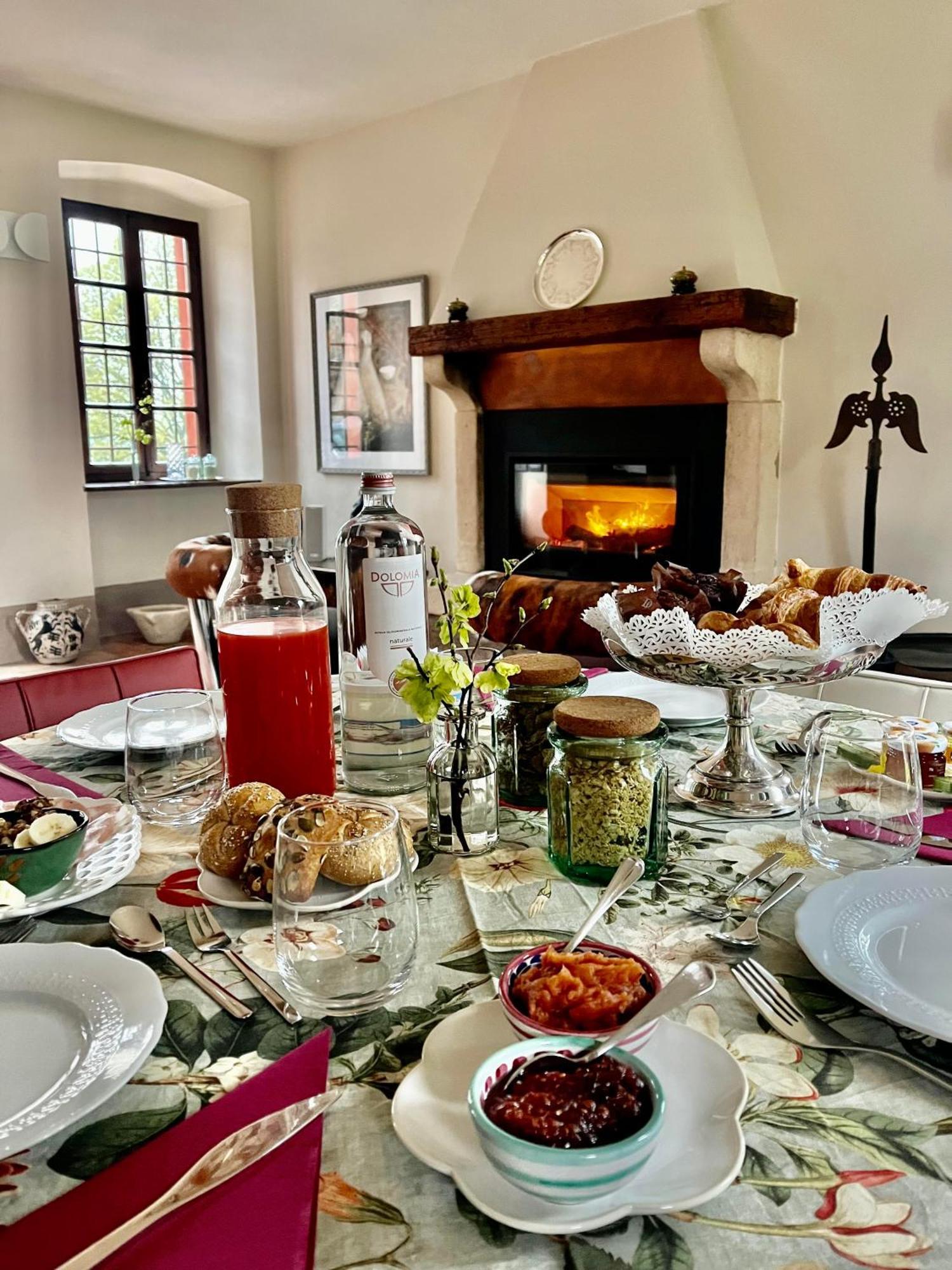 Le Mansarine Charme B&B Castellaro  外观 照片